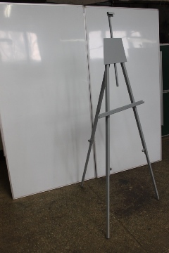 Подставка-тринога для досок.